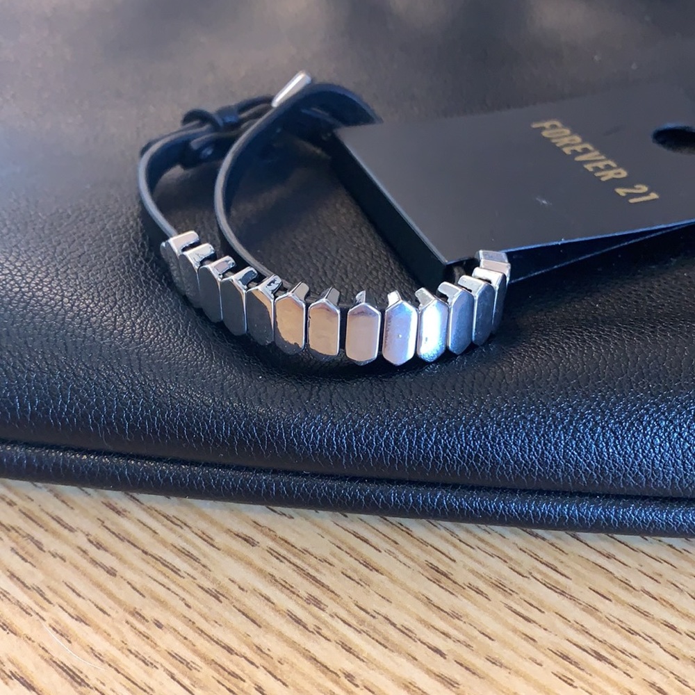 🍡 black vegan leather and silver wrap bracelet